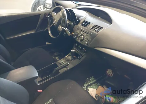 2013 Mazda Mazda3 I Touring z USA, uszkodzony, nr VIN JM1BL1V73D1739035